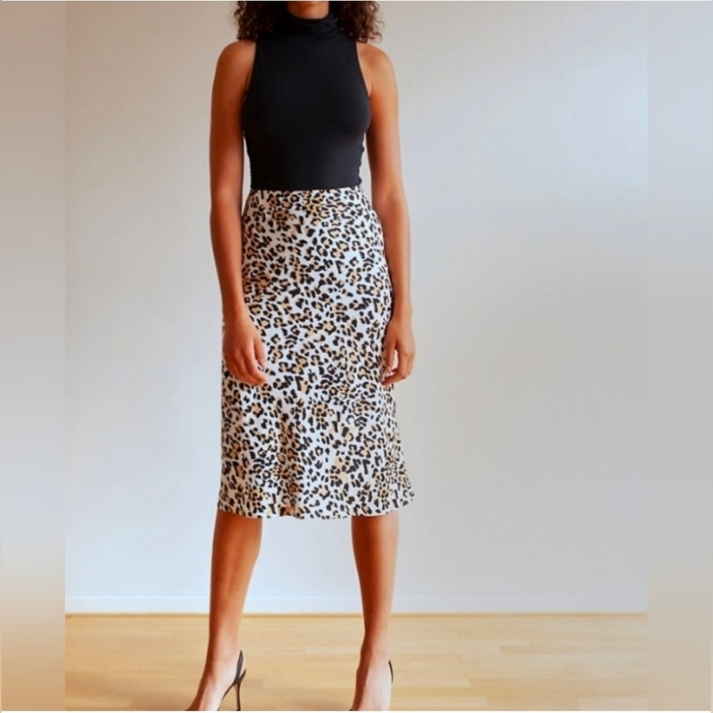 Babaton Aritzia Animal Print A-Line Skirt